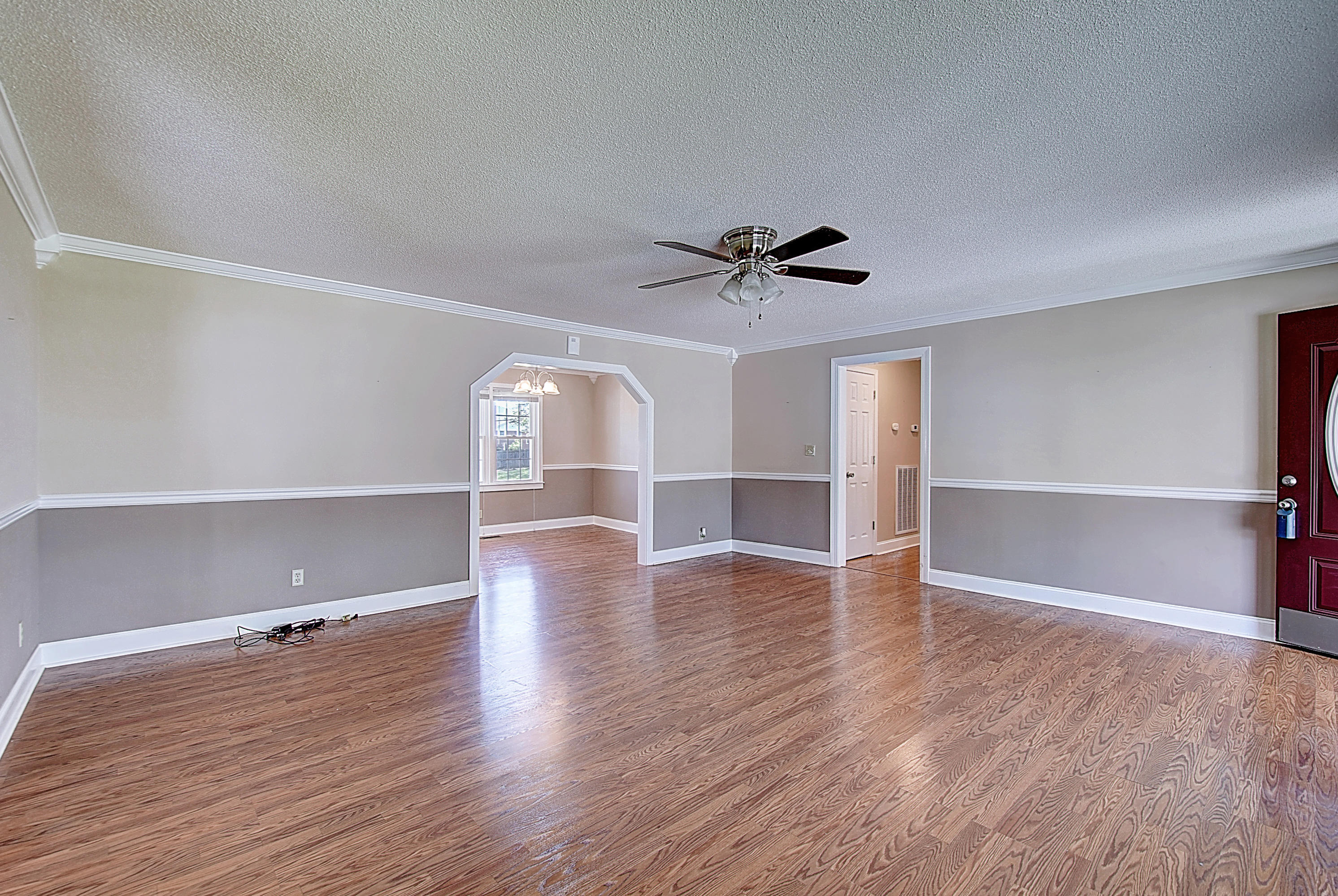 371 Mountainview Road Erwin, TN 37650 - Photo 8 of 33 DSC_0551_2_3_4