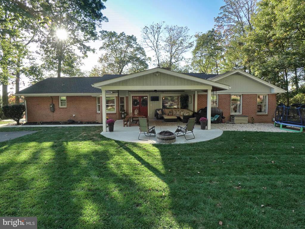 10310 Old Annapolis Road Frederick, MD 21701 - Photo 5 of 70