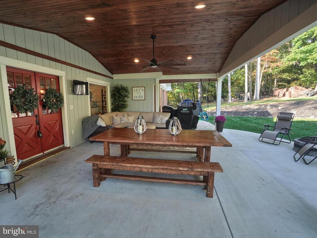 10310 Old Annapolis Road Frederick, MD 21701 - Photo 6 of 70