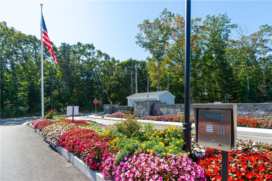 15 Hampton Road, Unit 20 Coventry, RI 02816 - Photo 15 of 25