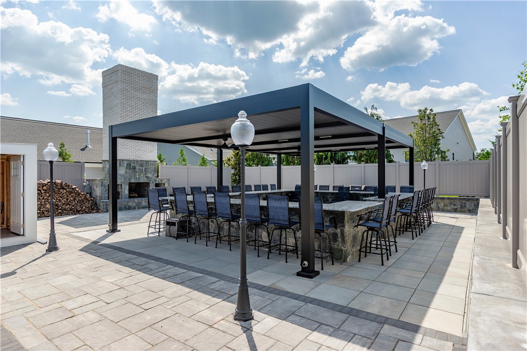 15 Hampton Road, Unit 20 Coventry, RI 02816 - Photo 19 of 25