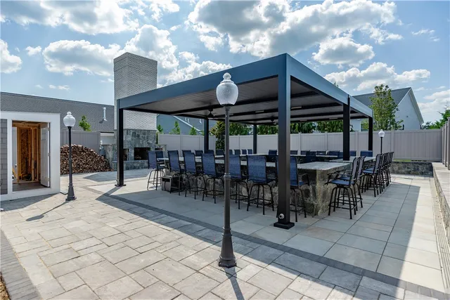 $1,280,000 | 15 Hampton Road, Unit 20, Coventry, RI 02816