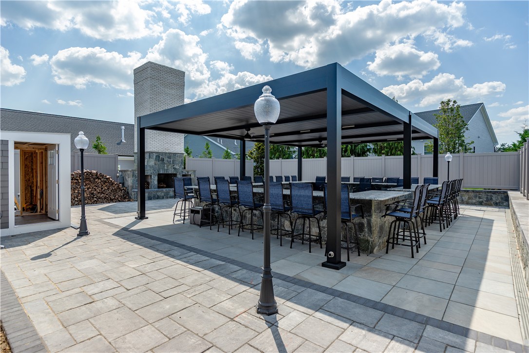 15 Hampton Road, Unit 20 Coventry, RI 02816 - Photo 24 of 25