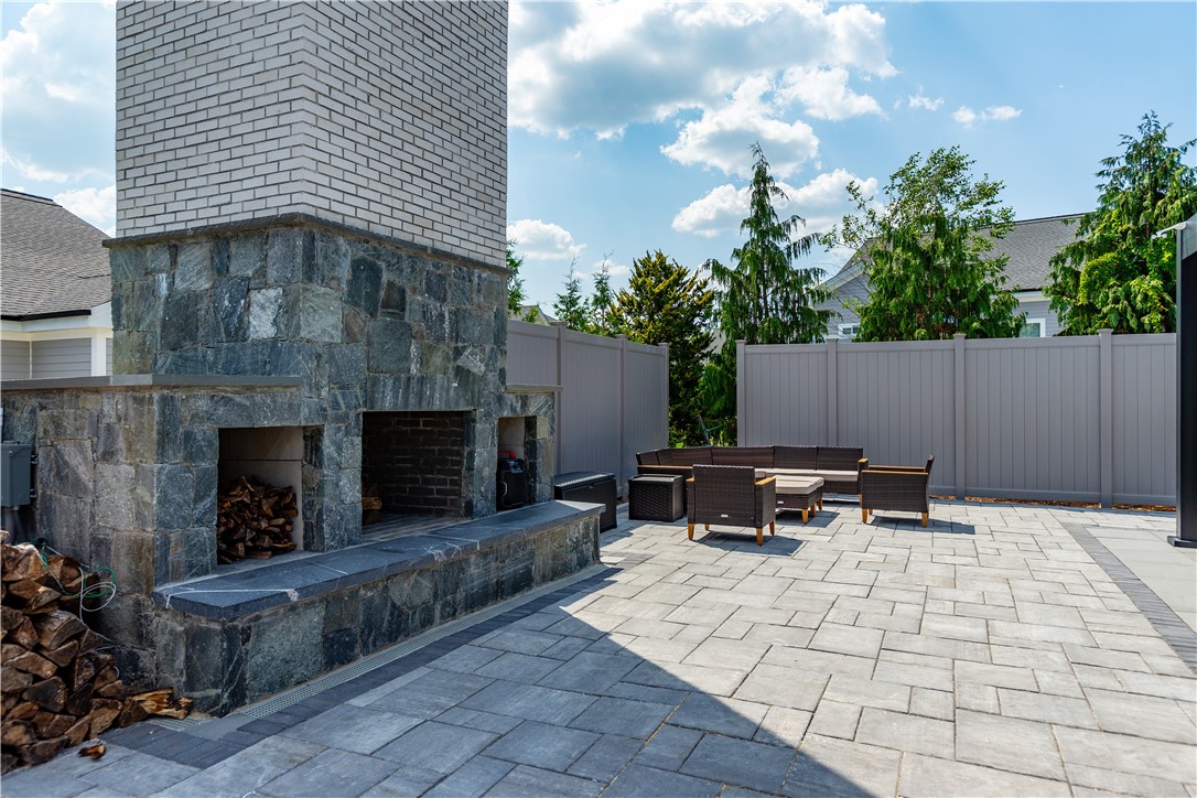 15 Hampton Road, Unit 20 Coventry, RI 02816 - Photo 25 of 25