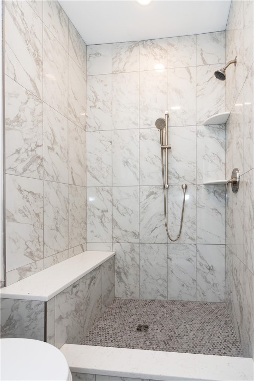 15 Hampton Road, Unit 20 Coventry, RI 02816 - Photo 5 of 25 Photos of similar model