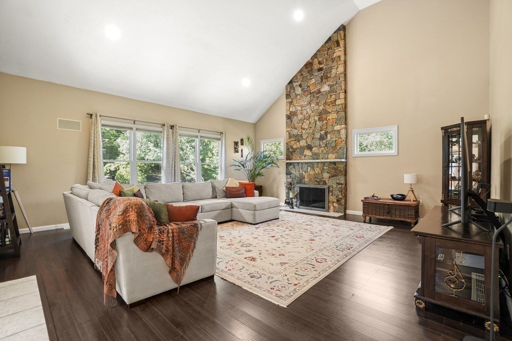 15 Sullivan Way Canton, MA 02021 - Photo 13 of 41 Gallery Image 13