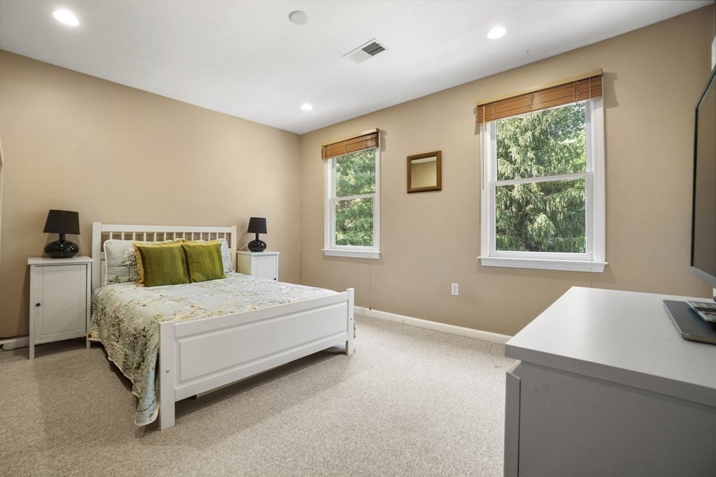 15 Sullivan Way Canton, MA 02021 - Photo 18 of 41 Gallery Image 18