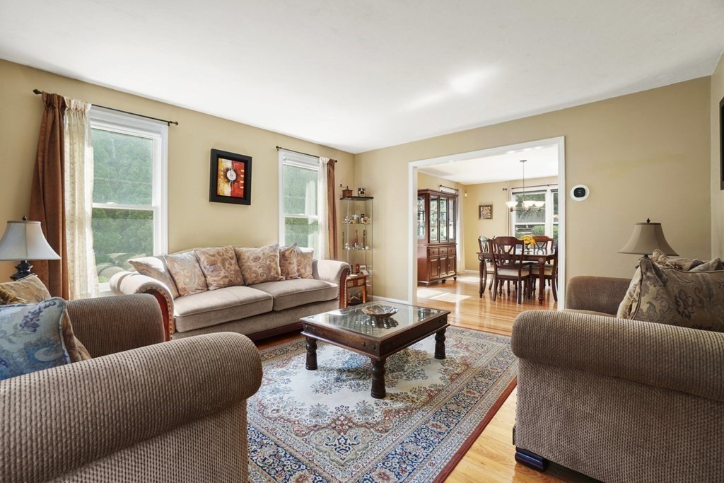 15 Sullivan Way Canton, MA 02021 - Photo 8 of 41 Gallery Image 8