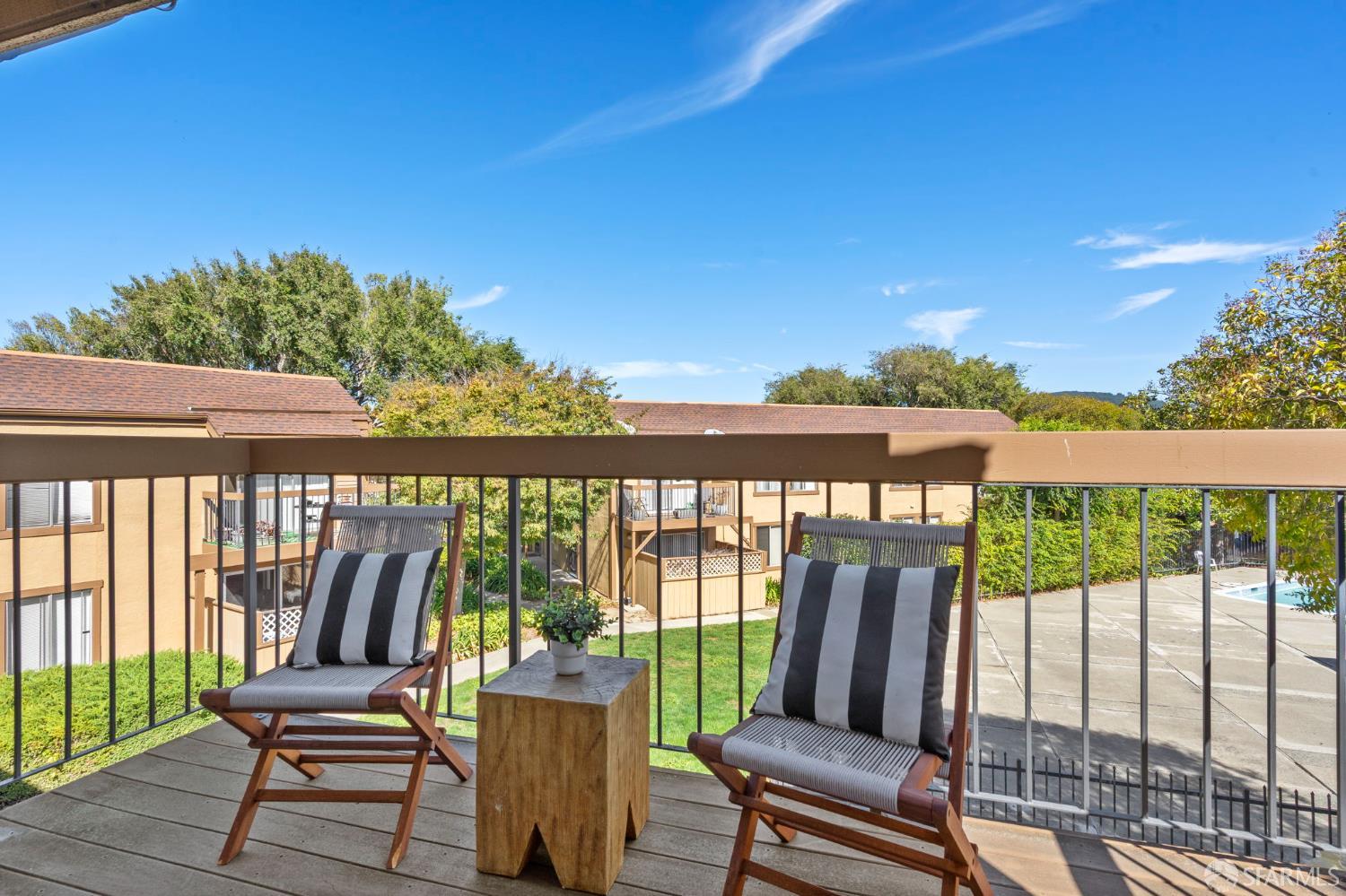 5319 Ridgeview Circle, Unit 10 El Sobrante, CA 94803 - Photo 5 of 26 a view of balcony with couch