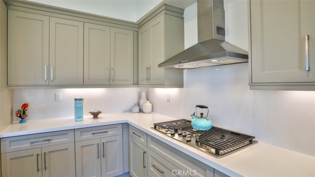 1207 Doheny Way Dana Point, CA 92629 - Photo 72 of 74 Open floorplan, great room.