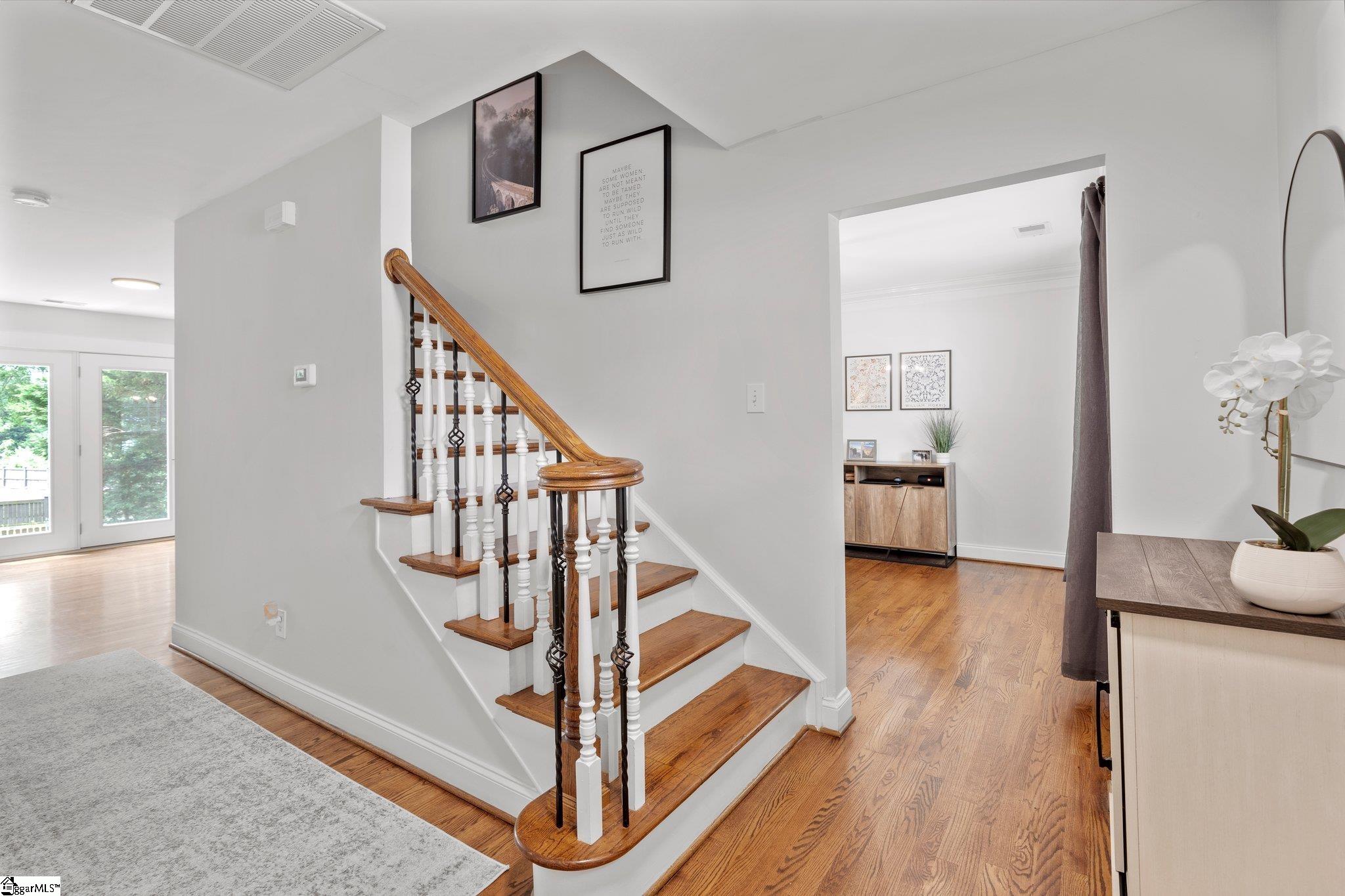 237 Highgate Circle Greer, SC 29650 - Photo 4 of 35 Gallery Image 4