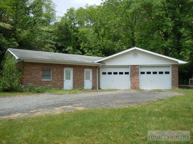 2464 Meadowfork Road Laurel Springs, NC 28644 - Photo 5 of 12 Gallery Image 5