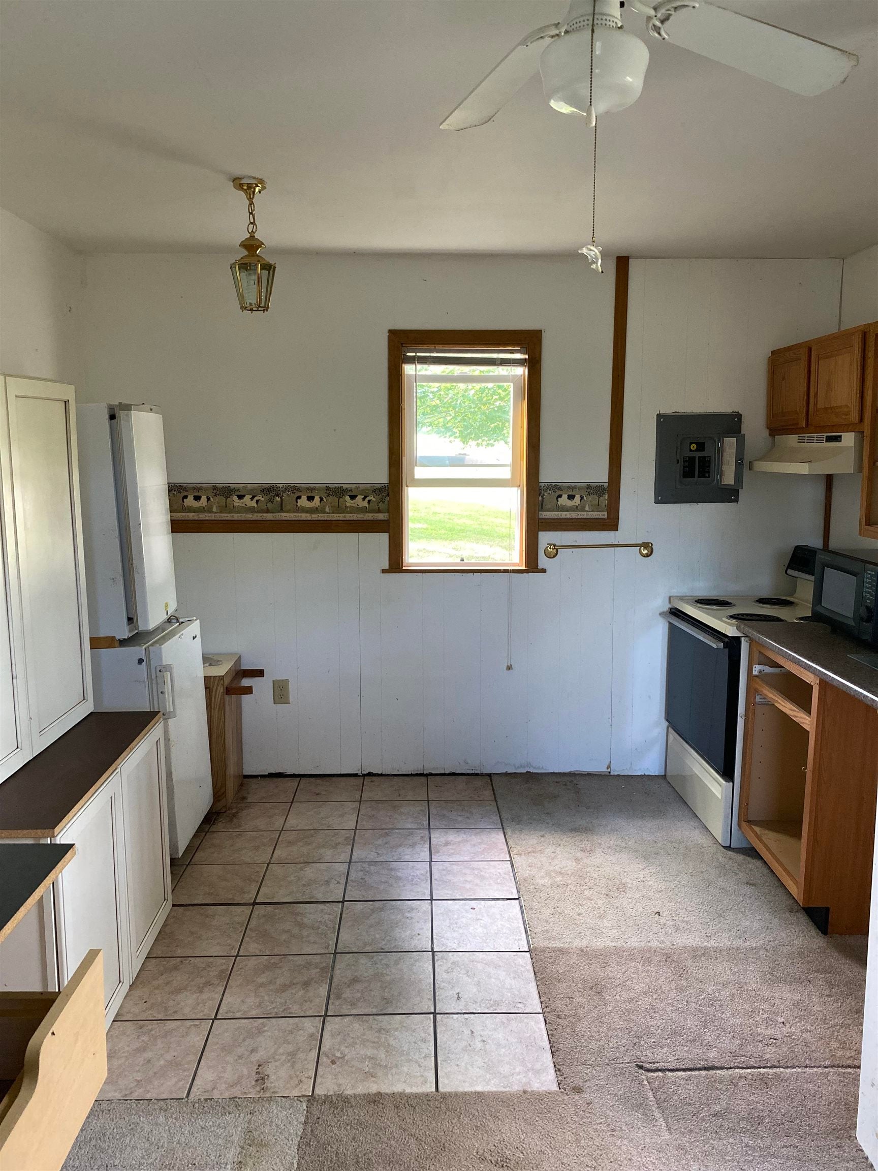 24006 Ridge Road Bernard, IA 52032 - Photo 6 of 16 Gallery Image 6