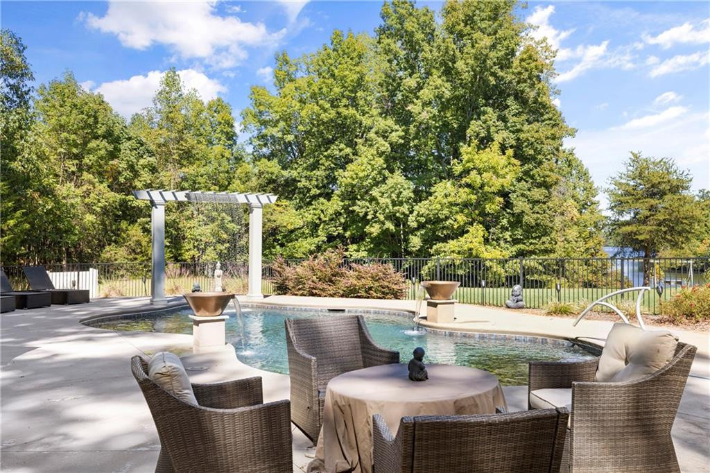 4071 Pond Road Burlington, NC 27215 - Photo 31 of 36 Gallery Image 31
