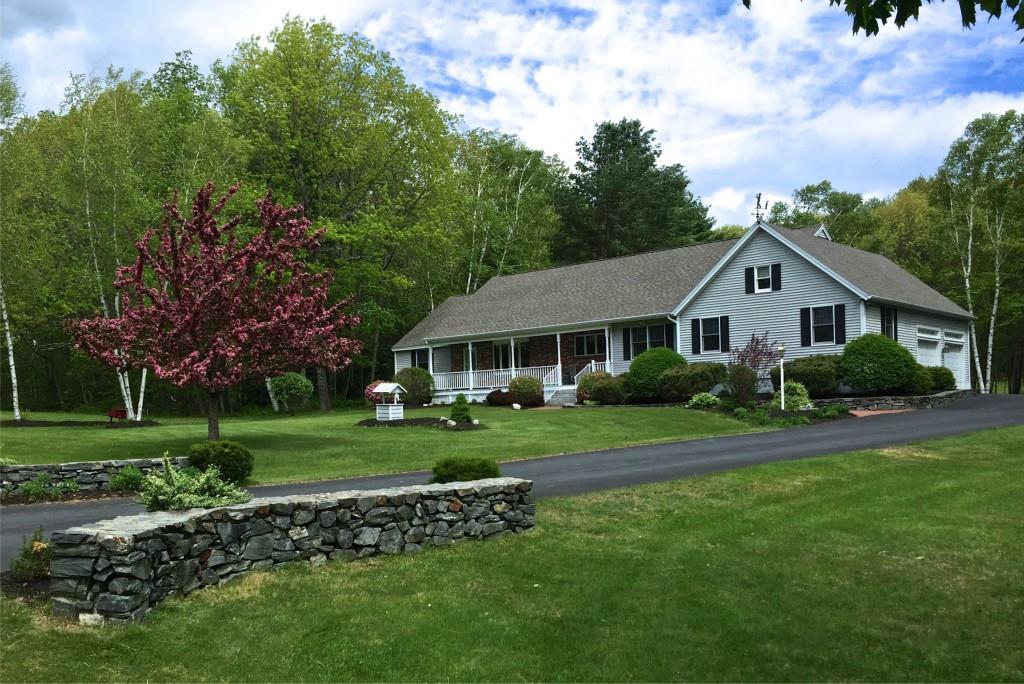 25 New Road Scarborough, ME 04074 - Photo 1 of 35 Photo
