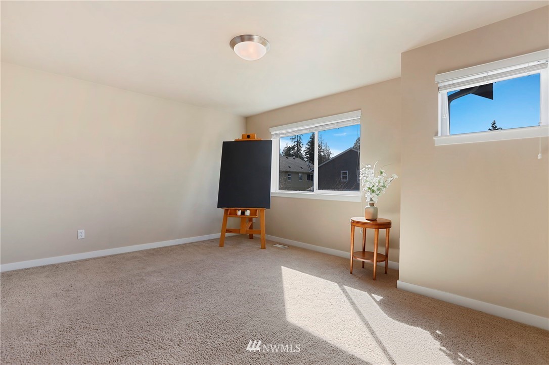 20631 Meridian Avenue South Lynnwood, WA 98036 - Photo 25 of 33