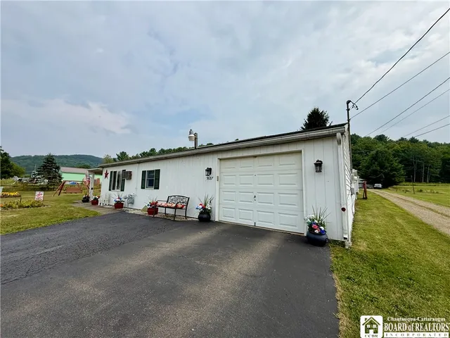 $229,900 | 9687 Deer Creek Road, Genesee, NY 14770