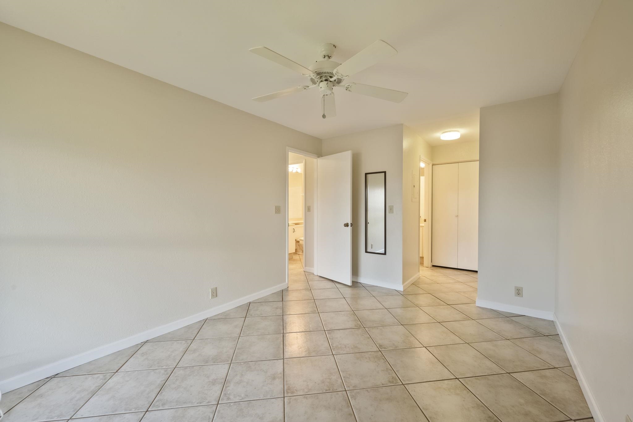 480 Kenolio Road, Unit 31205 Kihei, HI 96753 - Photo 38 of 45 a view of an empty room