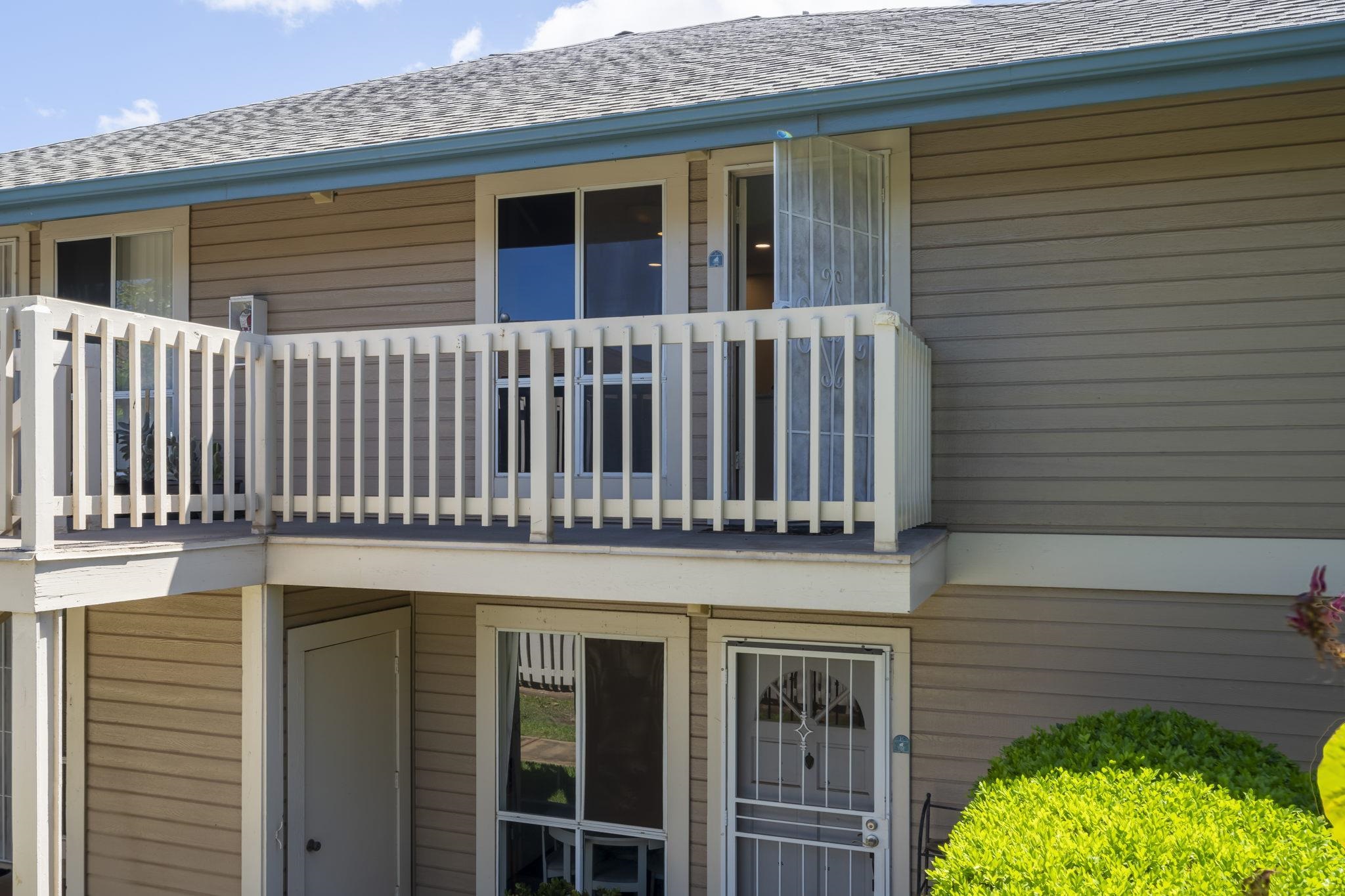 480 Kenolio Road, Unit 31205 Kihei, HI 96753 - Photo 6 of 45 a view of a house with a yard