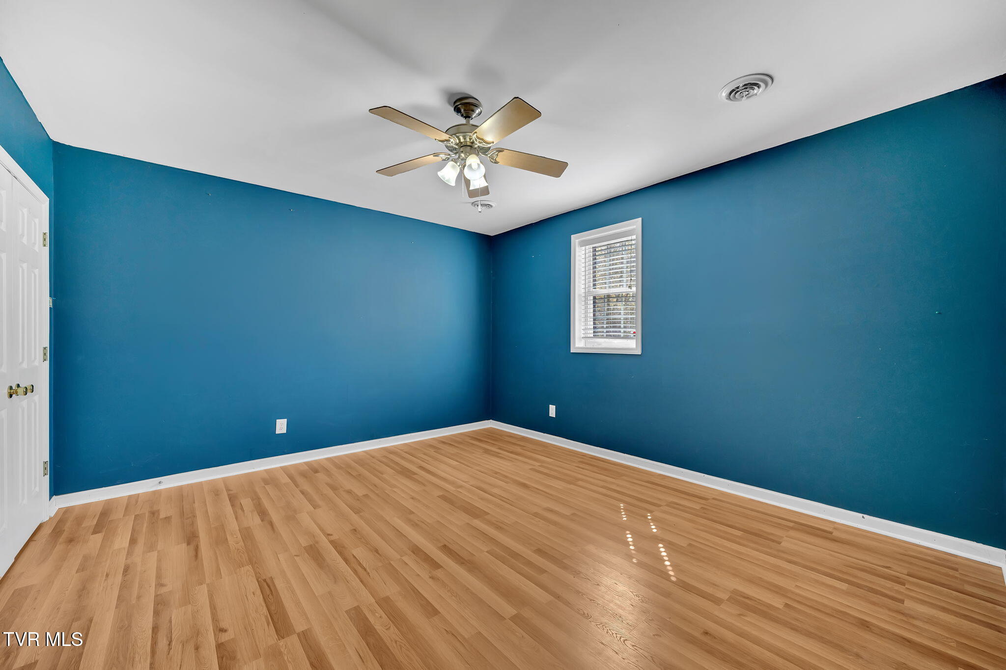 163 Springbrook Road Unicoi, TN 37692 - Photo 35 of 51 35-web-or-mls-DSC06417