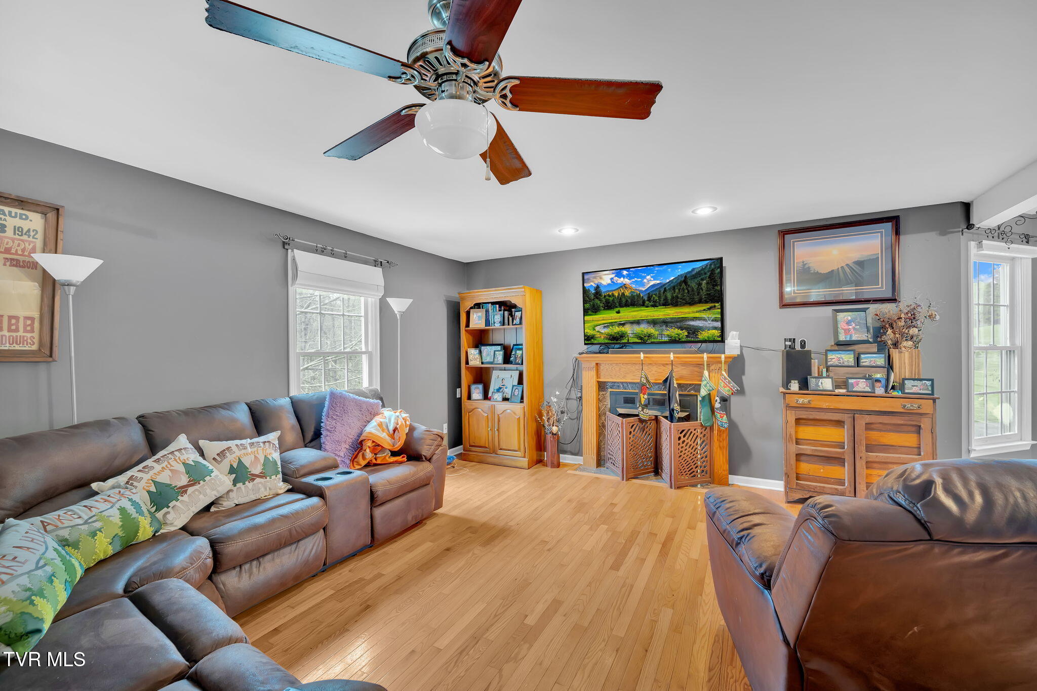 163 Springbrook Road Unicoi, TN 37692 - Photo 8 of 51 8-web-or-mls-DSC06336