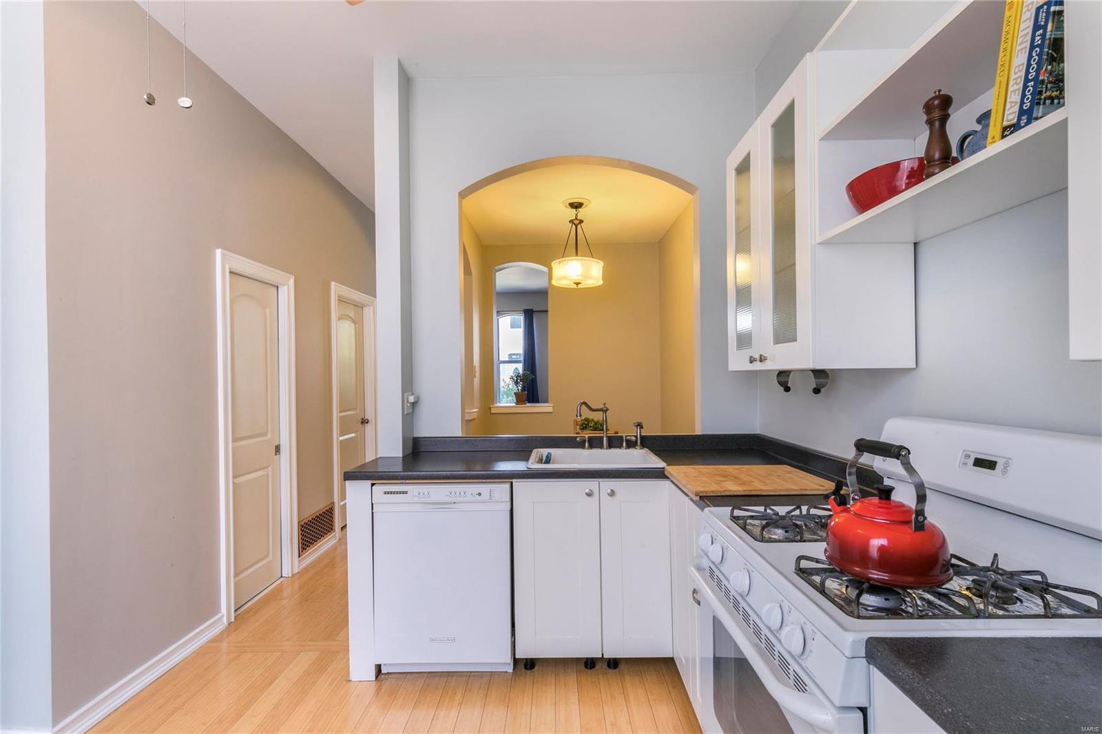 2321 Rutger, Unit B St. Louis, MO 63104 - Photo 14 of 26
