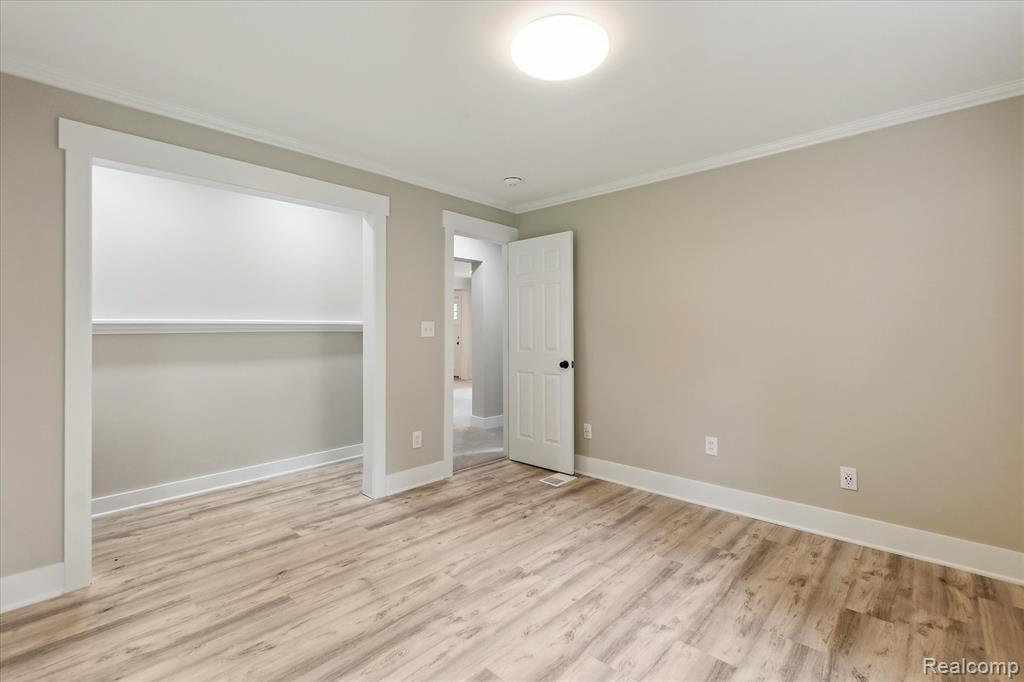 802 Alger Street Howell, MI 48843 - Photo 18 of 40