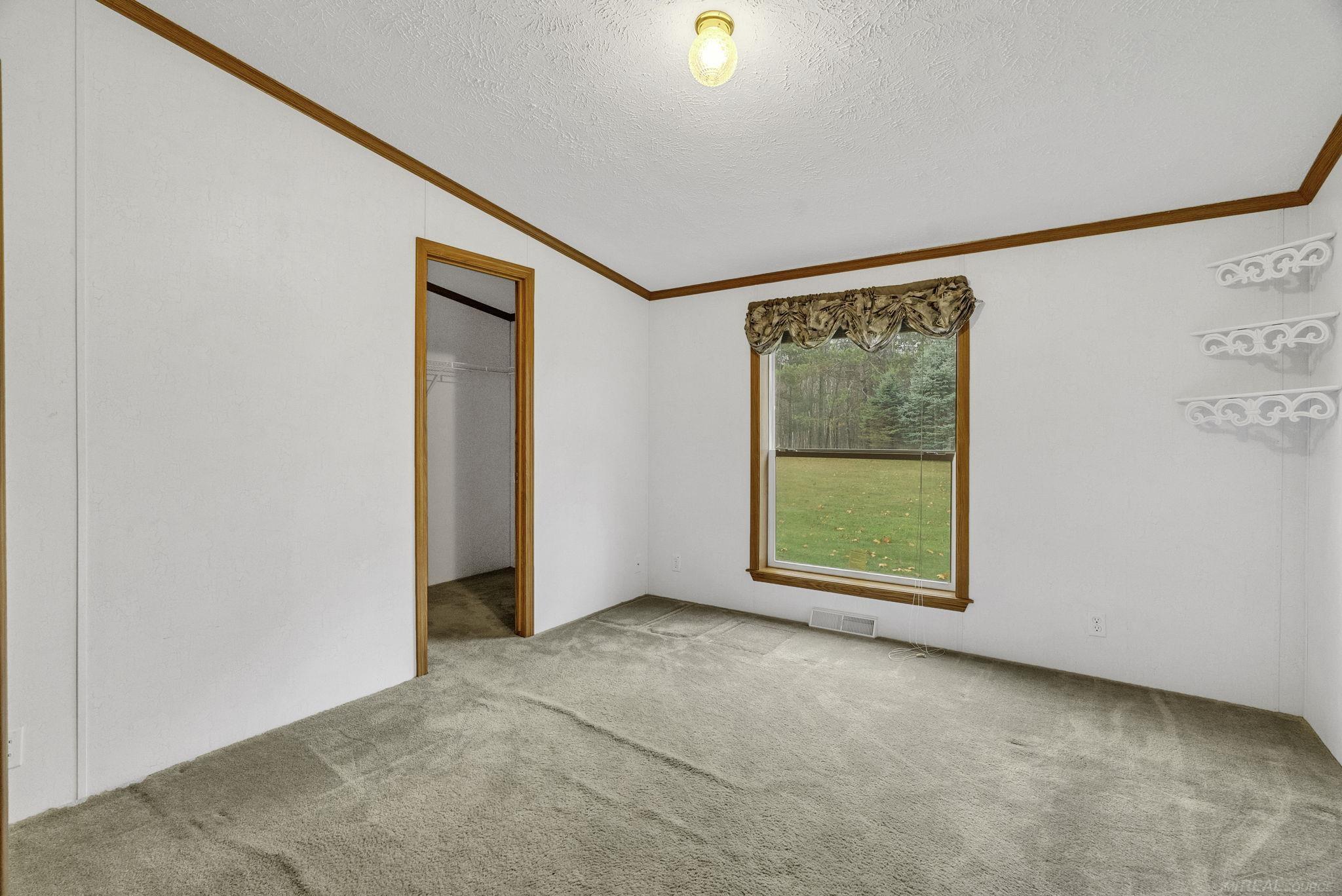 2430 East Marlette Road Applegate, MI 48401 - Photo 40 of 60 50162074-d1ca5787-46b0-442d-8911-a684254f5920.JPG