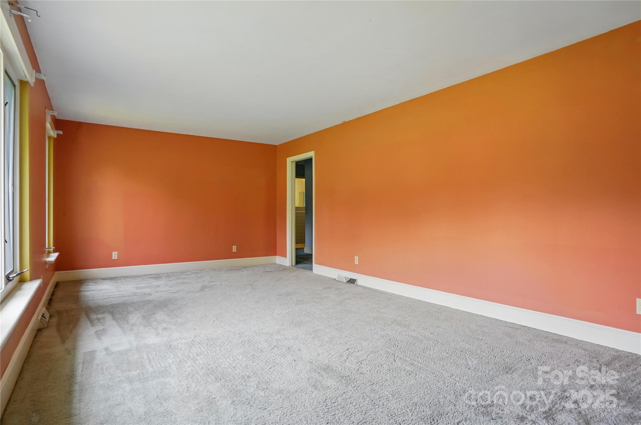 6900 Ridge Ln Road Charlotte, NC 28262 - Photo 11 of 41 Gallery Image 11
