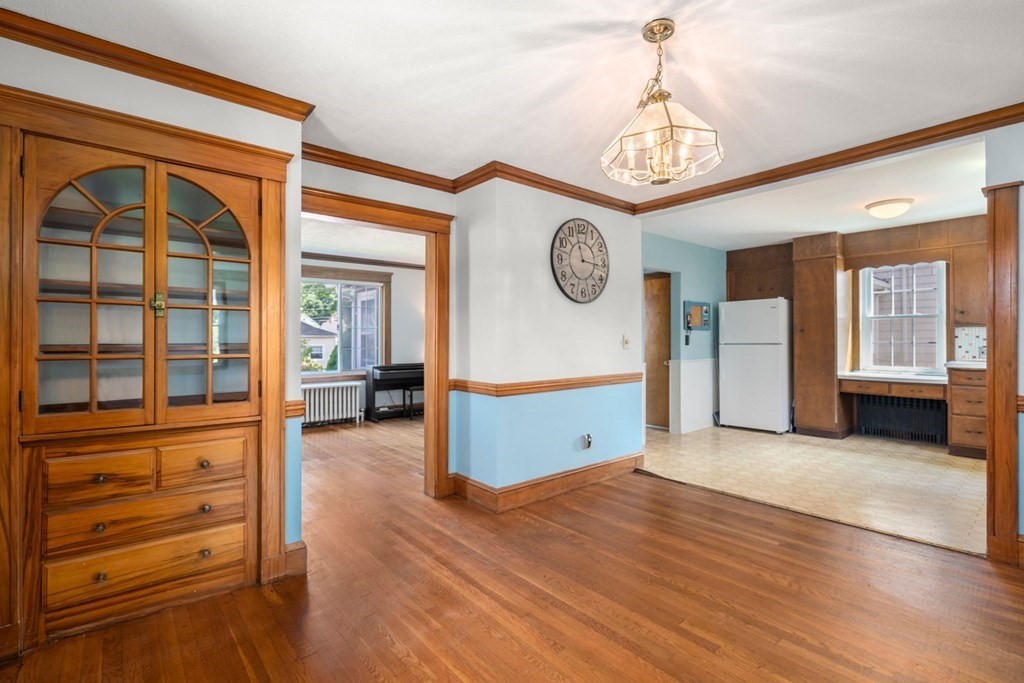 10 Bangor Road Boston, MA 02132 - Photo 10 of 21 Gallery Image 10