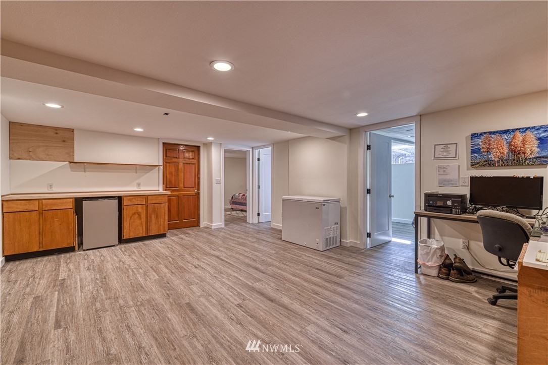 4255 Stohlton Road Southeast Port Orchard, WA 98366 - Photo 23 of 35 Gallery Image 23