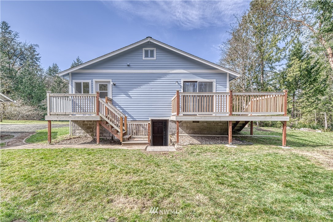 4255 Stohlton Road Southeast Port Orchard, WA 98366 - Photo 31 of 35 Gallery Image 31