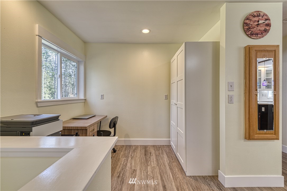 4255 Stohlton Road Southeast Port Orchard, WA 98366 - Photo 8 of 35 Gallery Image 8