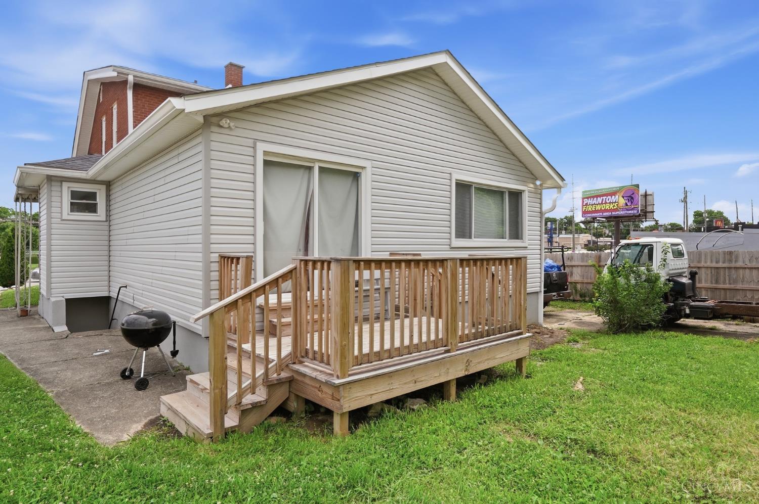 935 West North Bend Road Cincinnati, OH 45224 - Photo 45 of 53