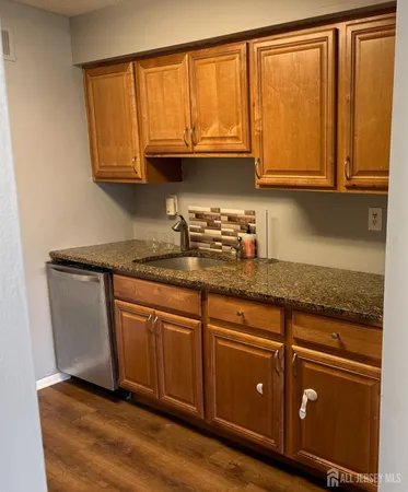 $345,000 | 7 Foxtail Lane, Monmouth Junction, NJ 08852