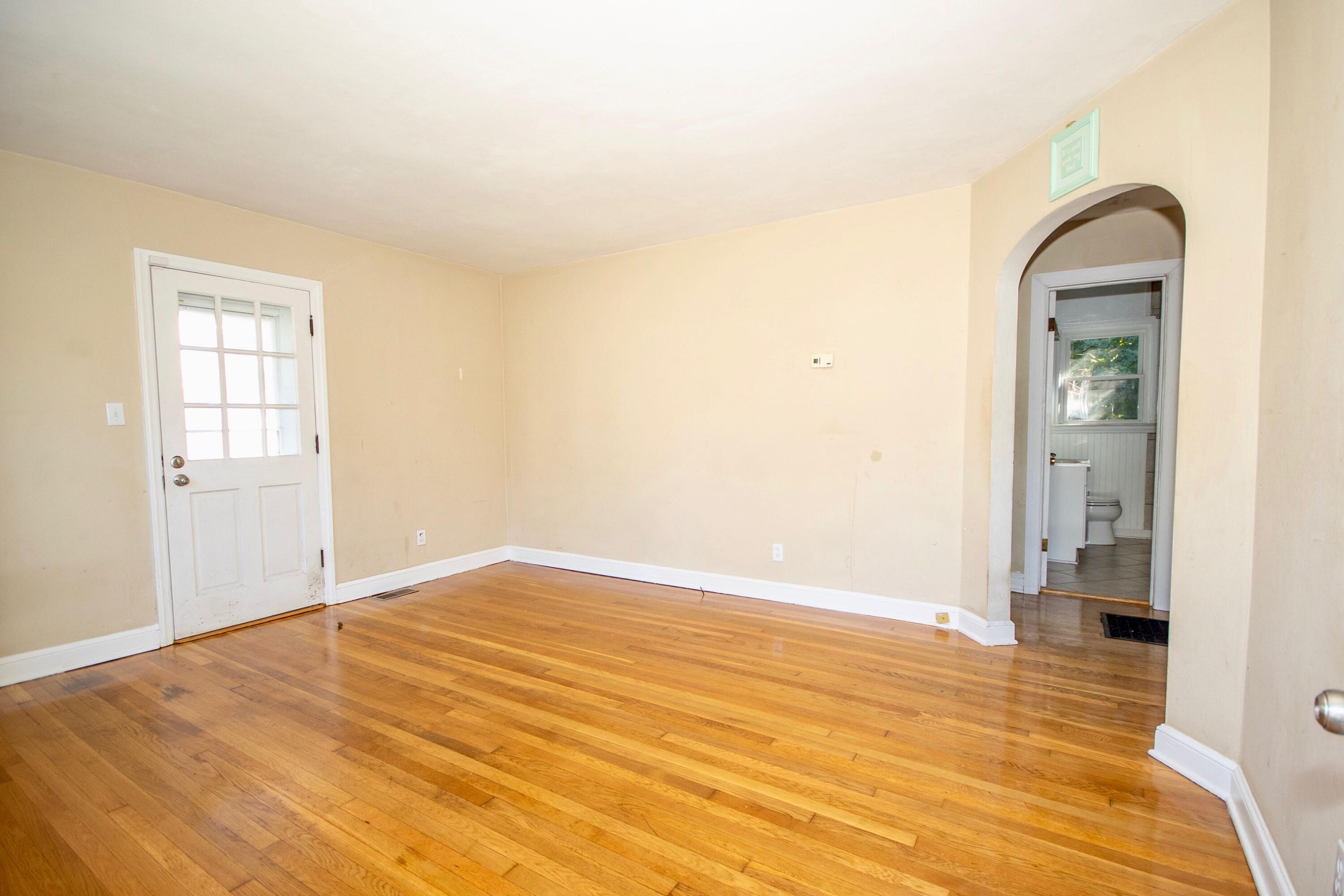 129 Fugate Road Northeast Roanoke, VA 24012 - Photo 8 of 21 Fugate - 8