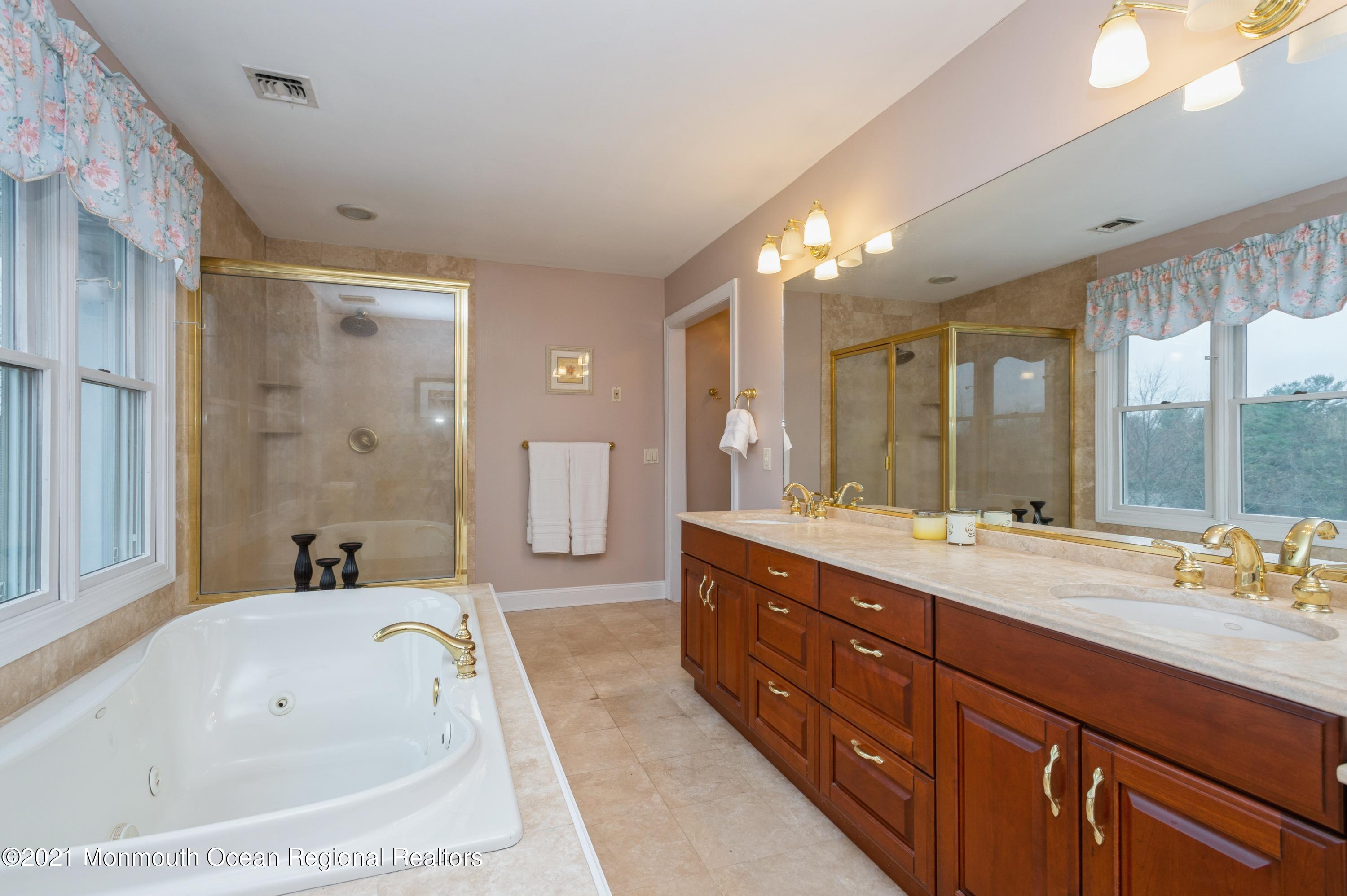2 Pittenger Court Millstone Township, NJ 08535 - Photo 16 of 36 16_2PittengerLane_13_PrimaryBathroom_HiR
