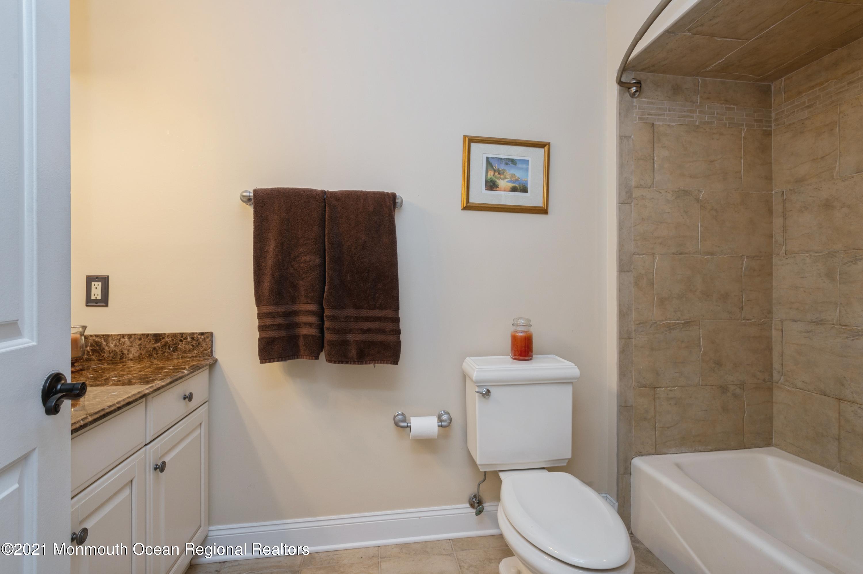 2 Pittenger Court Millstone Township, NJ 08535 - Photo 17 of 36 20_2PittengerLane_8_Bathroom_HiRes