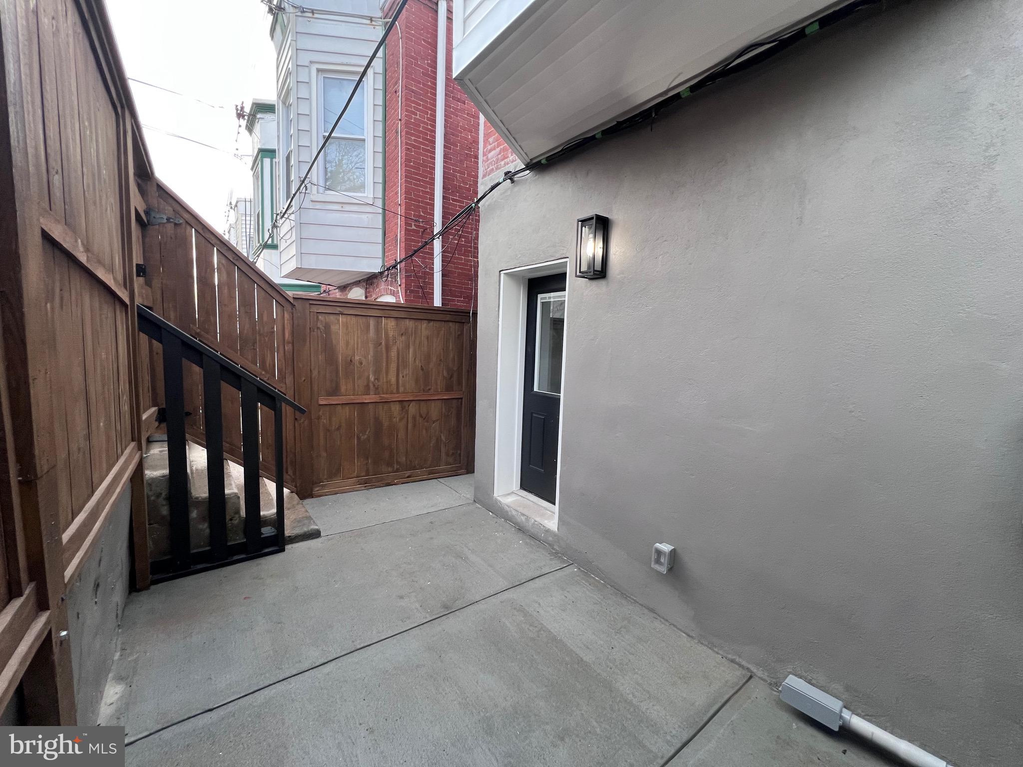 40 West Sharpnack Street Philadelphia, PA 19119 - Photo 16 of 18 a view of entryway