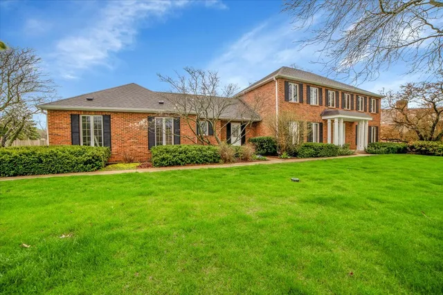 $725,000 | 1-s221 North Flanders Lane, Winfield, IL 60190