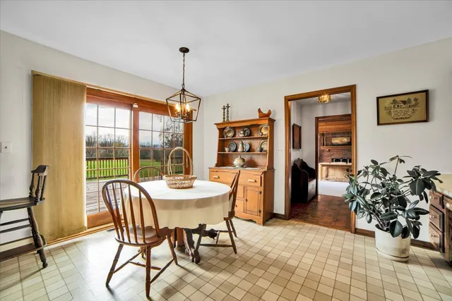 $725,000 | 1-s221 North Flanders Lane, Winfield, IL 60190