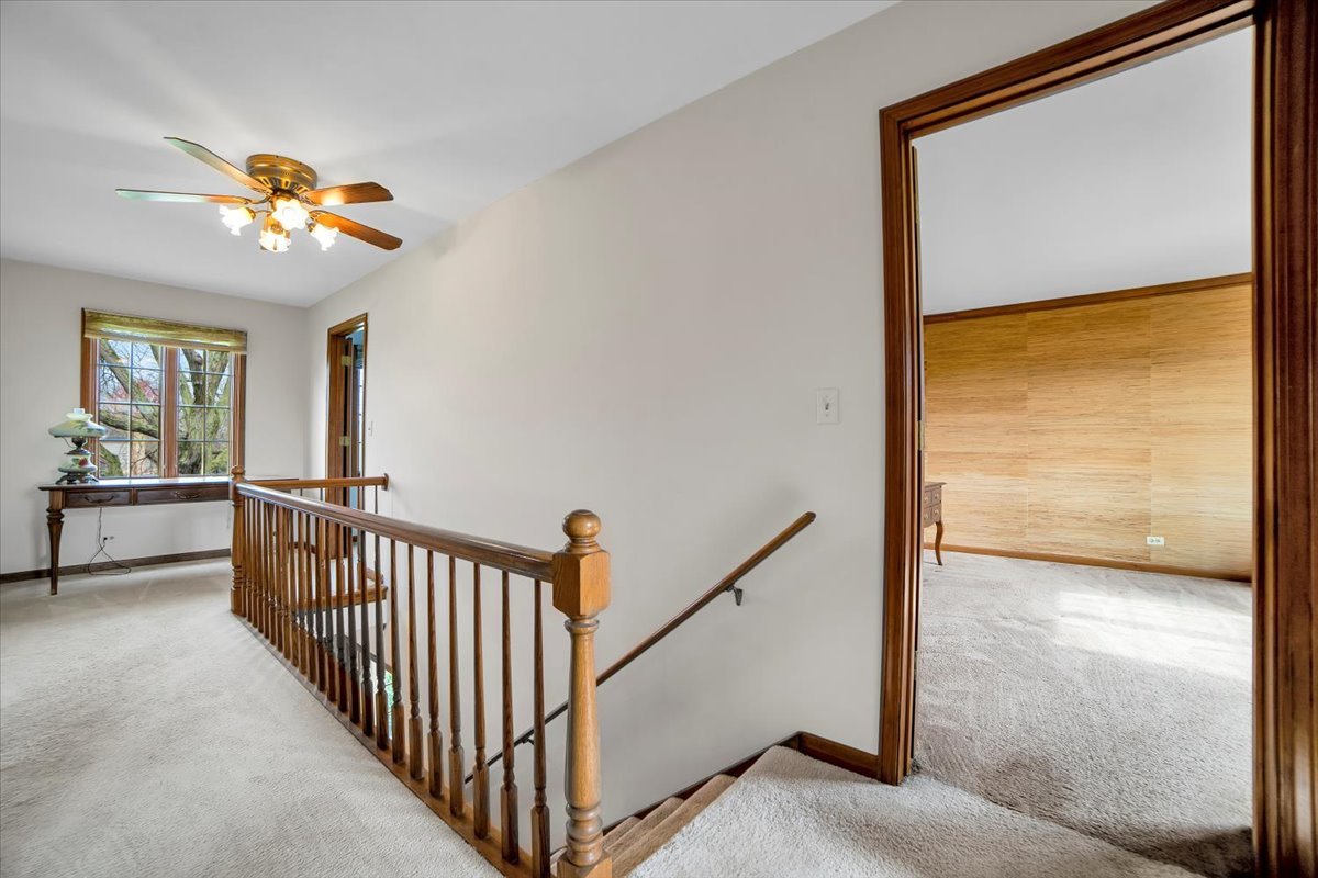 1-s221 North Flanders Lane Winfield, IL 60190 - Photo 26 of 39