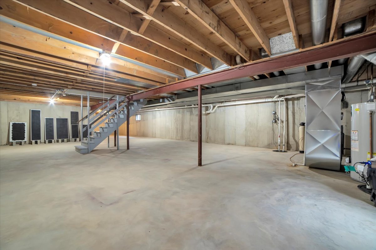 1-s221 North Flanders Lane Winfield, IL 60190 - Photo 35 of 39