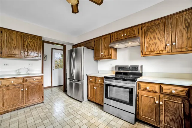 $725,000 | 1-s221 North Flanders Lane, Winfield, IL 60190