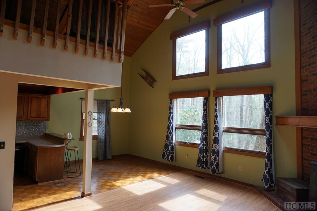 89 Picklesimer Road Highlands, NC 28741 - Photo 4 of 18 Gallery Image 4