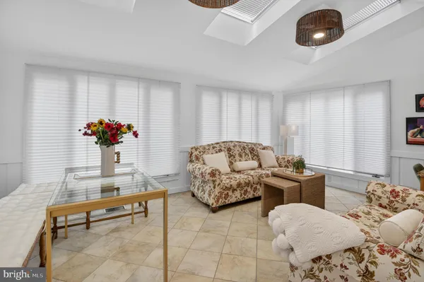 $1,785,000 | 10206 Kensington Parkway, Kensington, MD 20895