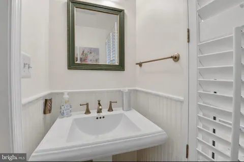 $1,785,000 | 10206 Kensington Parkway, Kensington, MD 20895