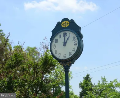 $1,785,000 | 10206 Kensington Parkway, Kensington, MD 20895