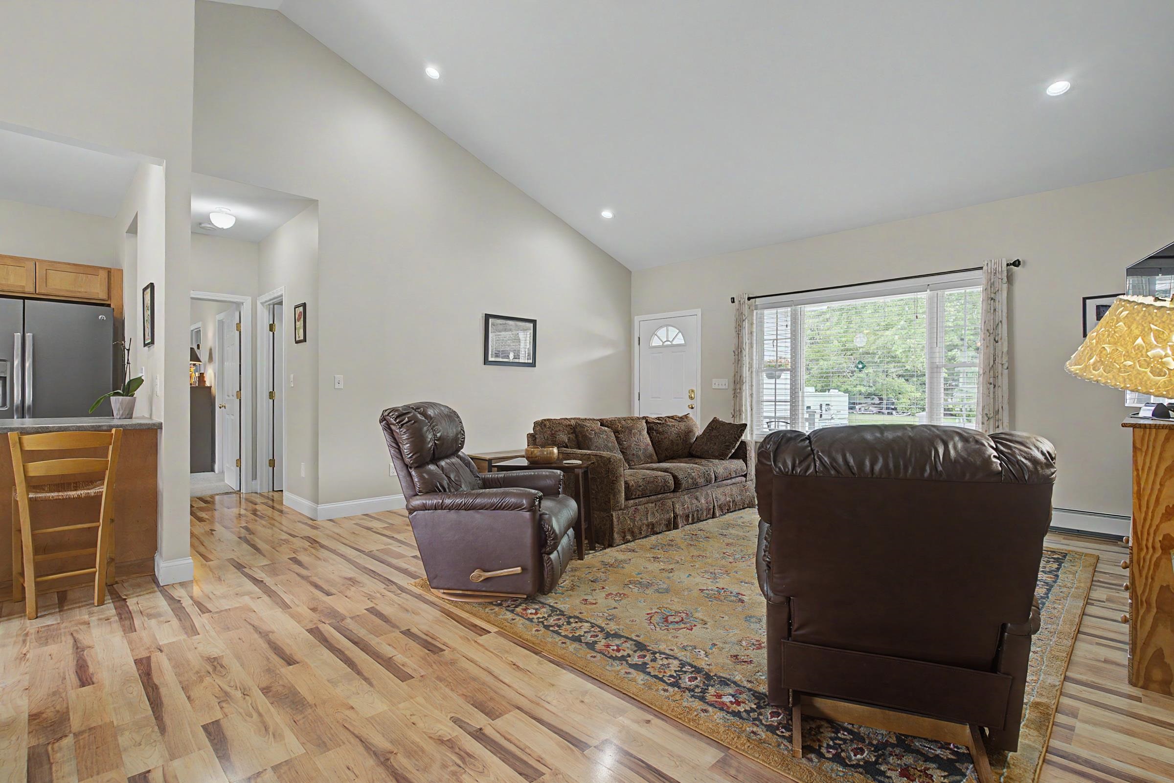 5 Nola Avenue Rochester, NH 03867 - Photo 8 of 32