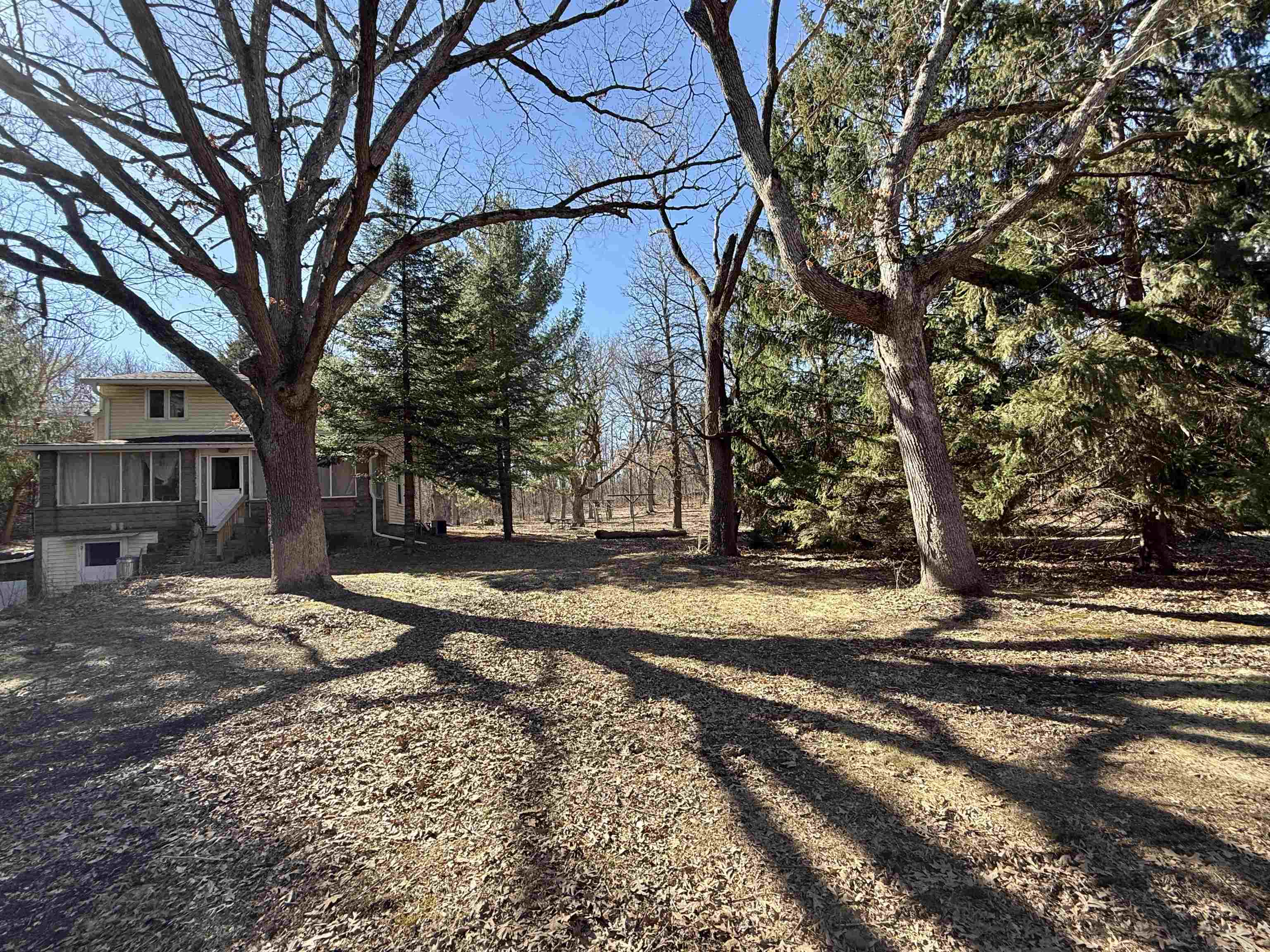 5638 South Duggan Road Beloit, WI 53511 - Photo 3 of 26